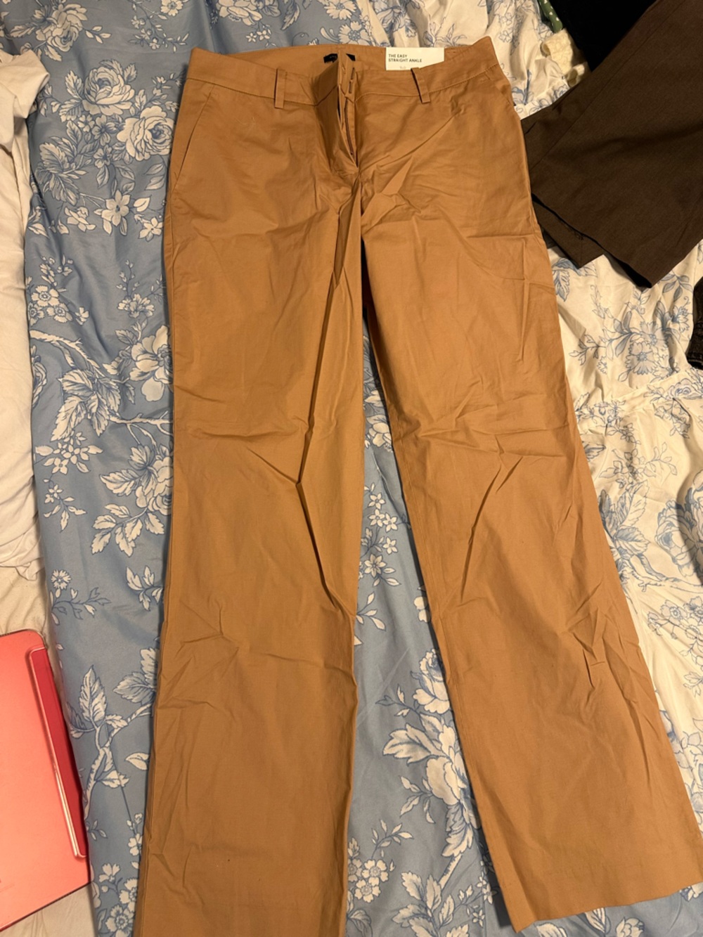 Ann Taylor Cropped Straight-Leg Pants in Camel